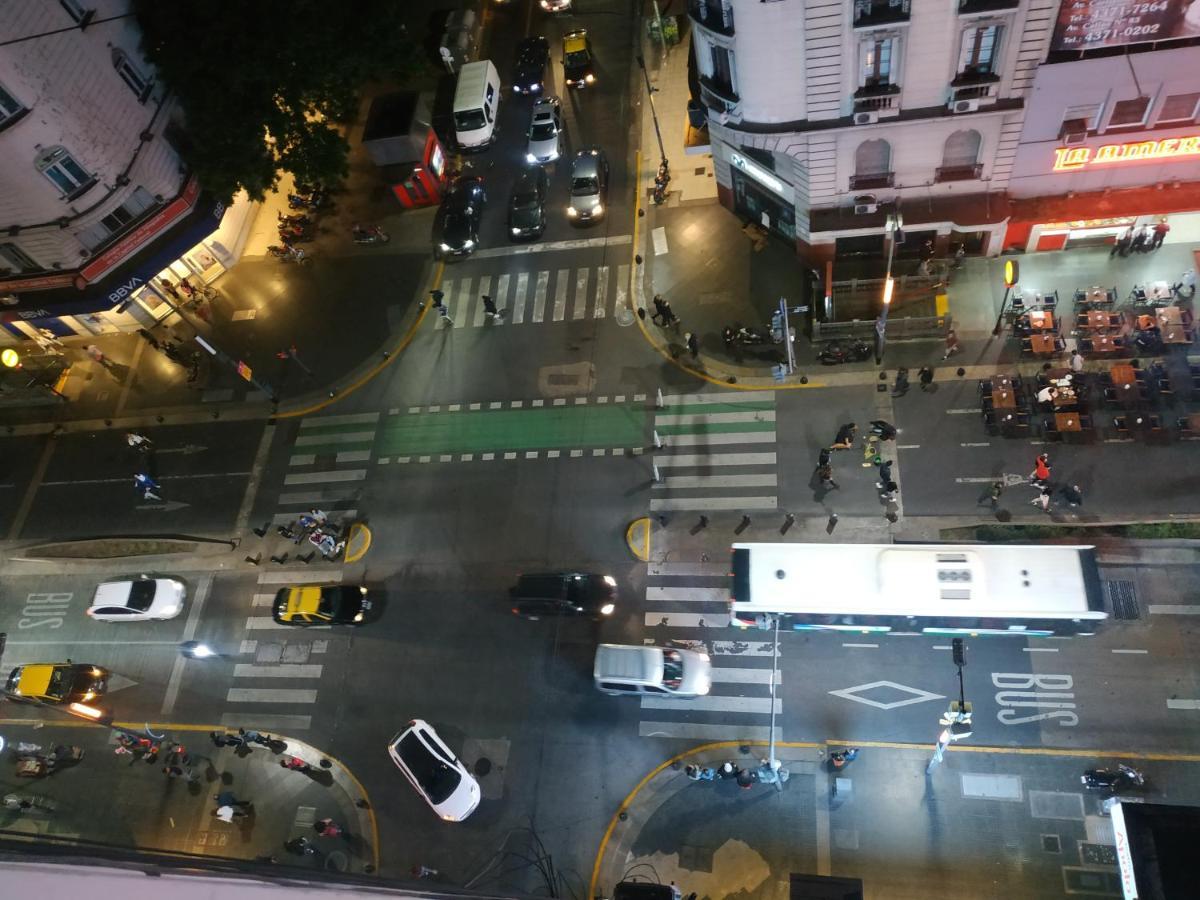 4 Ventanales Sobre La Avenida Corrientes Apartman Buenos Aires Kültér fotó