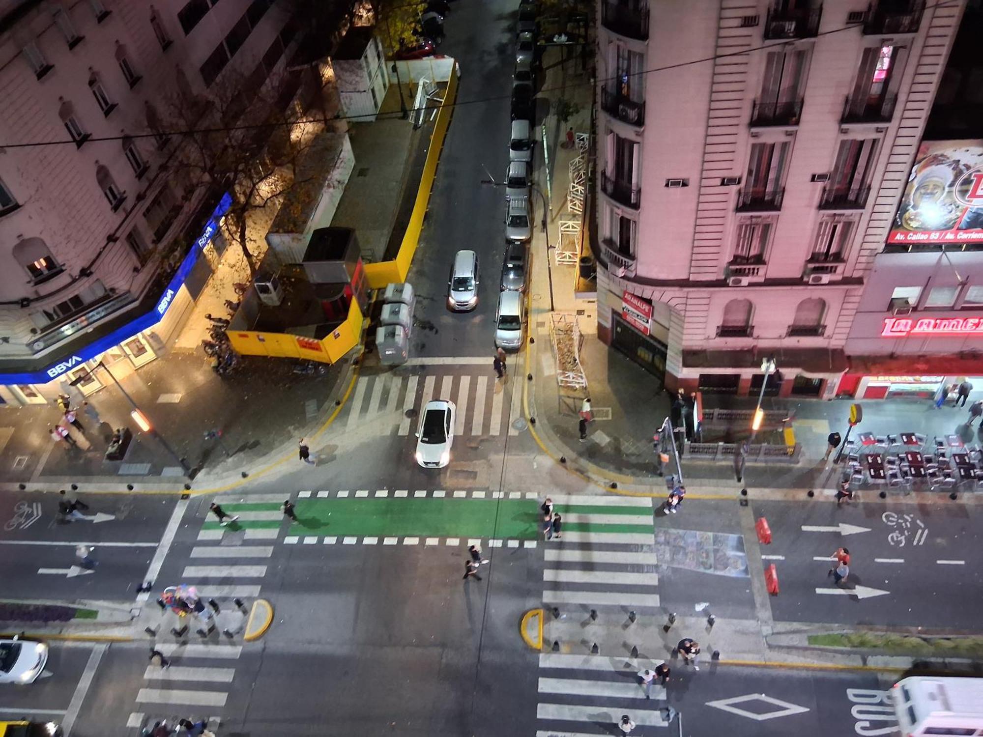 4 Ventanales Sobre La Avenida Corrientes Apartman Buenos Aires Kültér fotó