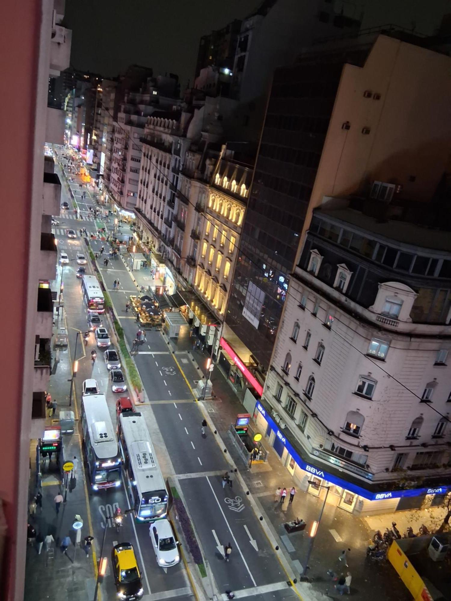 4 Ventanales Sobre La Avenida Corrientes Apartman Buenos Aires Kültér fotó